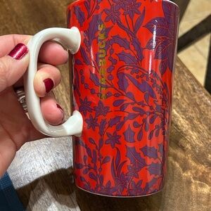 Starbucks 2017 Red and White Ceramic Coffee/Tea Mug with Logo